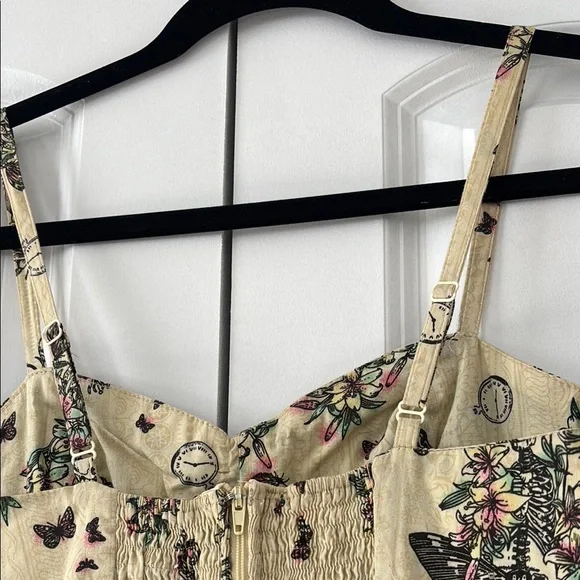 Hell Bunny Skull and Floral Pinup Sundress - Picture 7 of 9